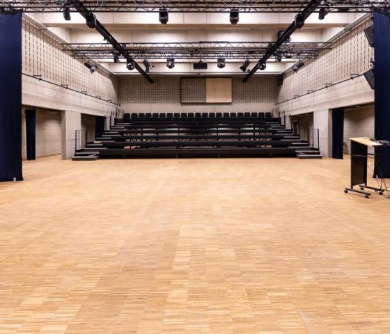 Kunstencampus - zaal scène