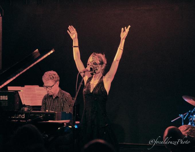 Delphine Gardin & group